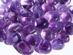 Amethyst hell dunkel Trommelsteine